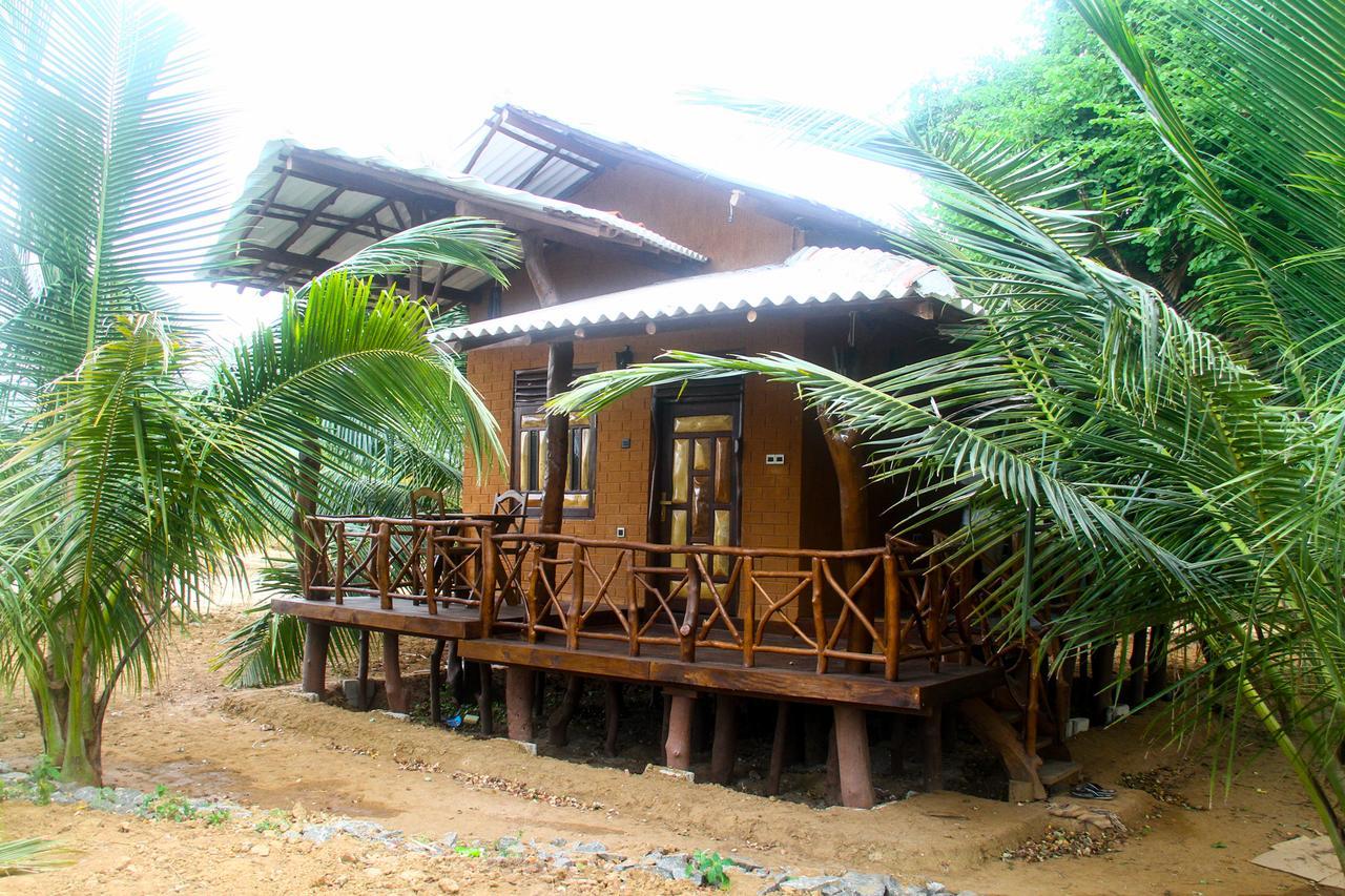 Yalaway Nature Villa Тисамахарама Екстериор снимка