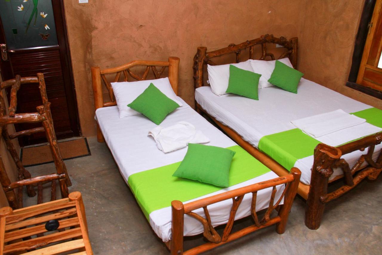 Yalaway Nature Villa Тисамахарама Екстериор снимка