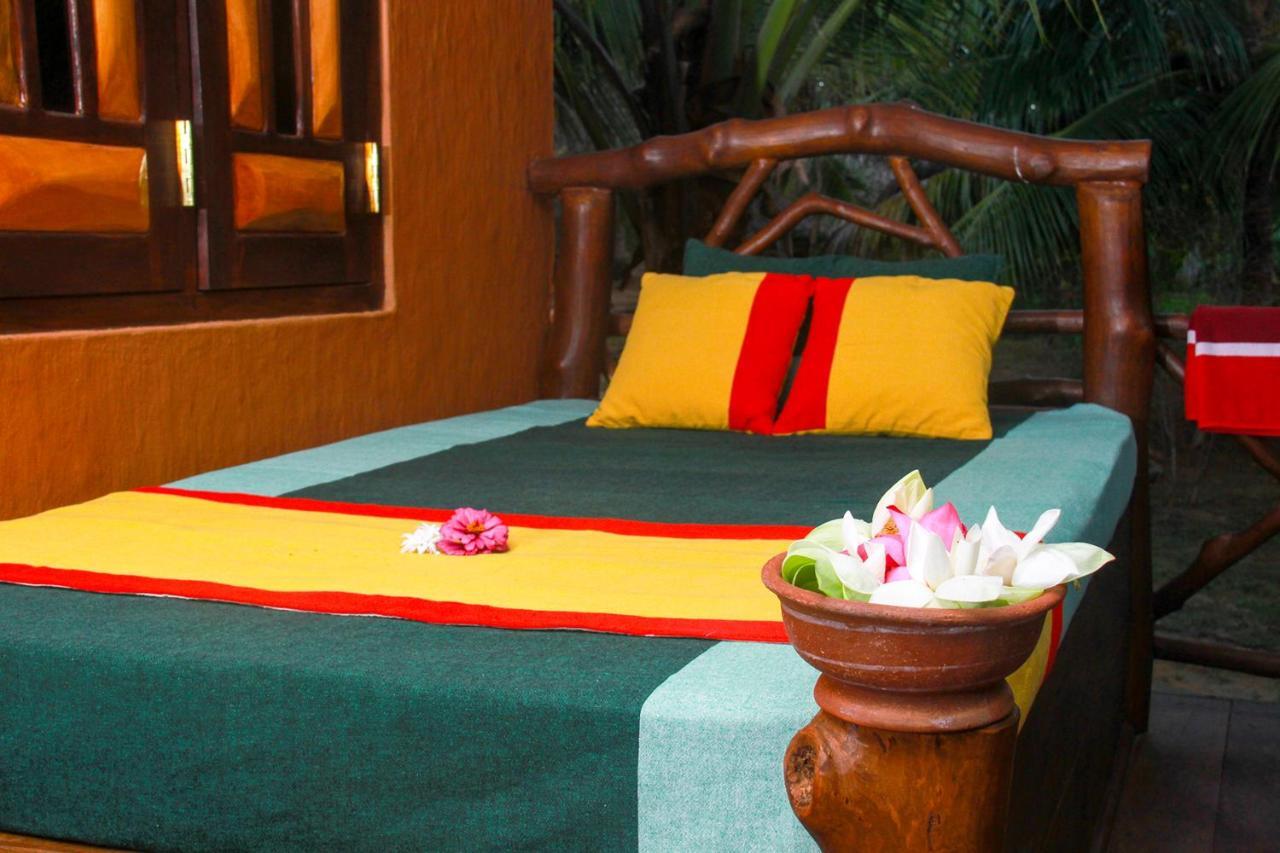 Yalaway Nature Villa Тисамахарама Екстериор снимка