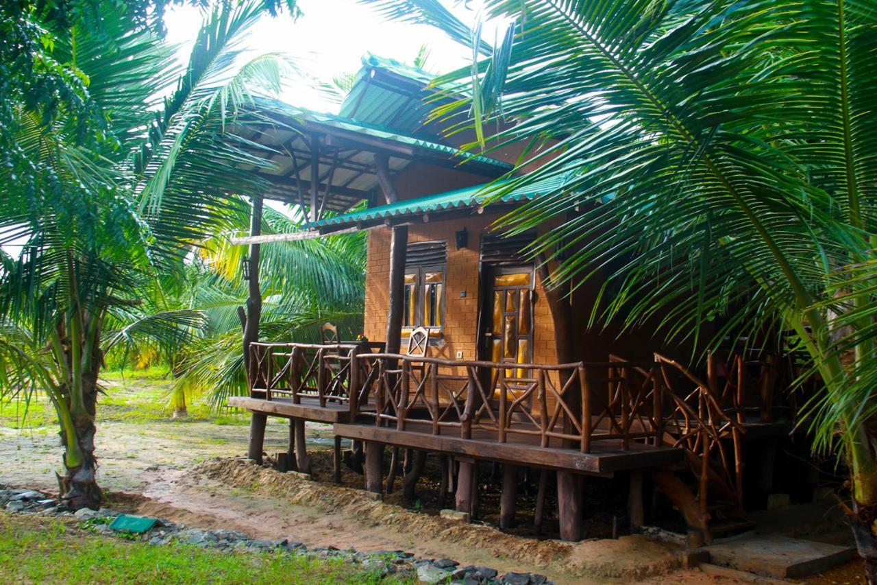 Yalaway Nature Villa Тисамахарама Екстериор снимка
